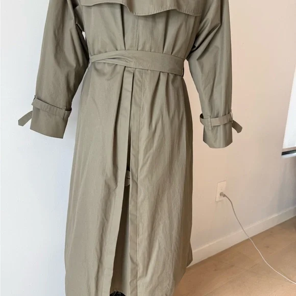 Burberry Olive Double-Breasted Trench Coat - Picture 5 of 16